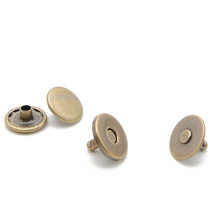 14mm撞釘四合磁釦(一組)