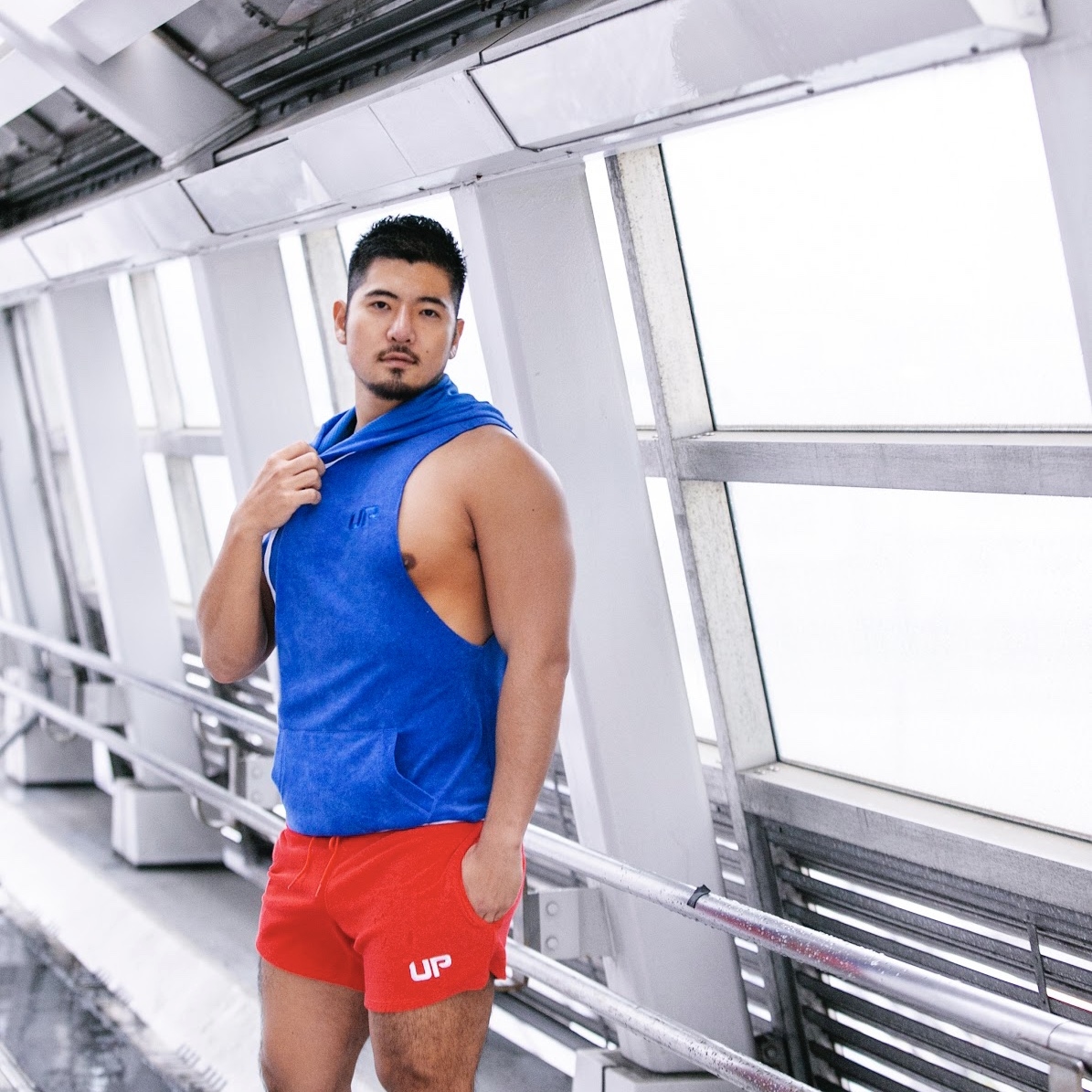 Taoru Hood 毛巾布連帽背心 鮮彩藍