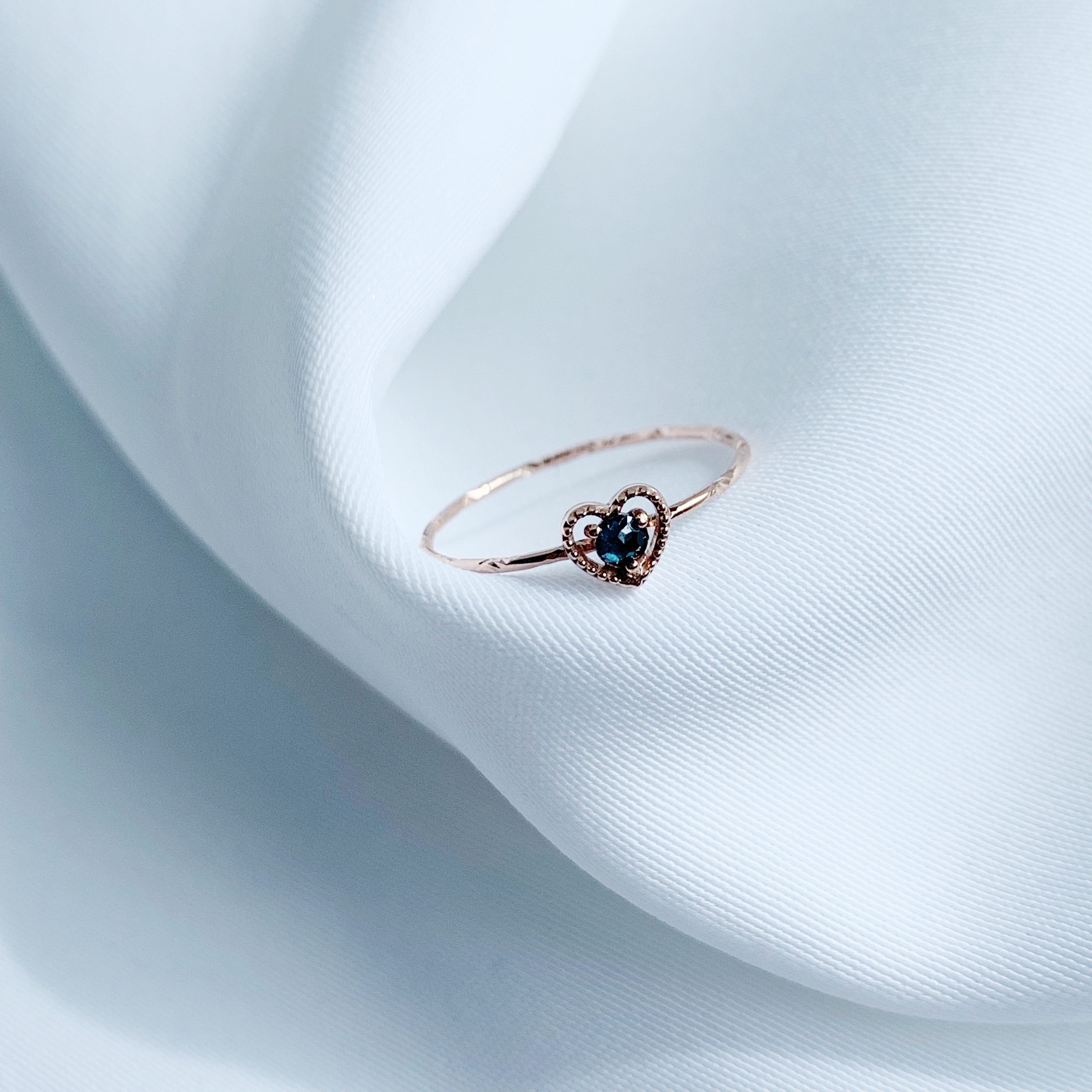 14k 復古簍空愛心藍鑽戒指