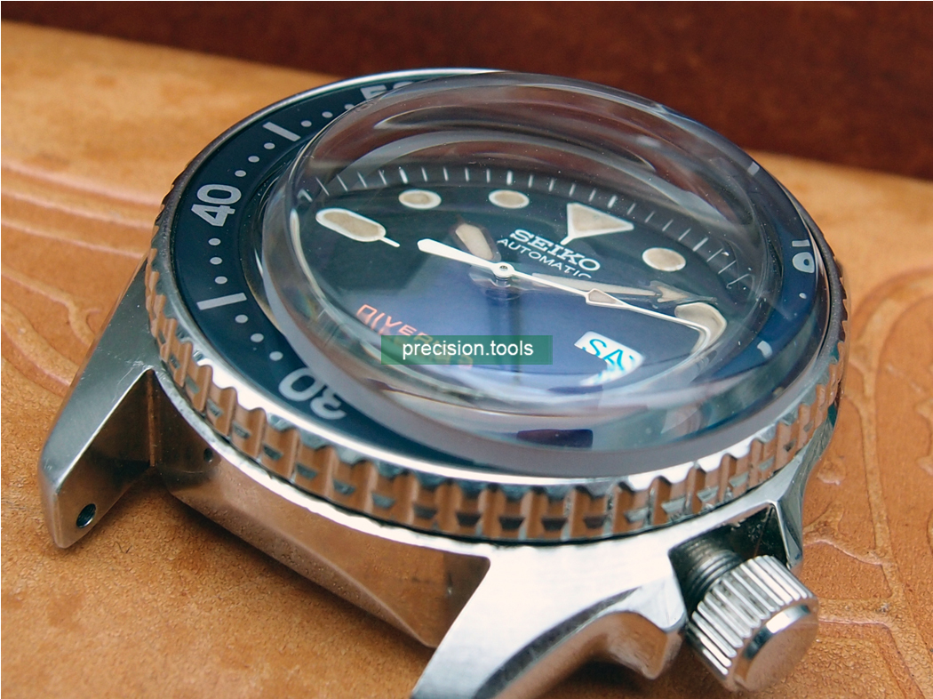 scuba skx013 domed crystal