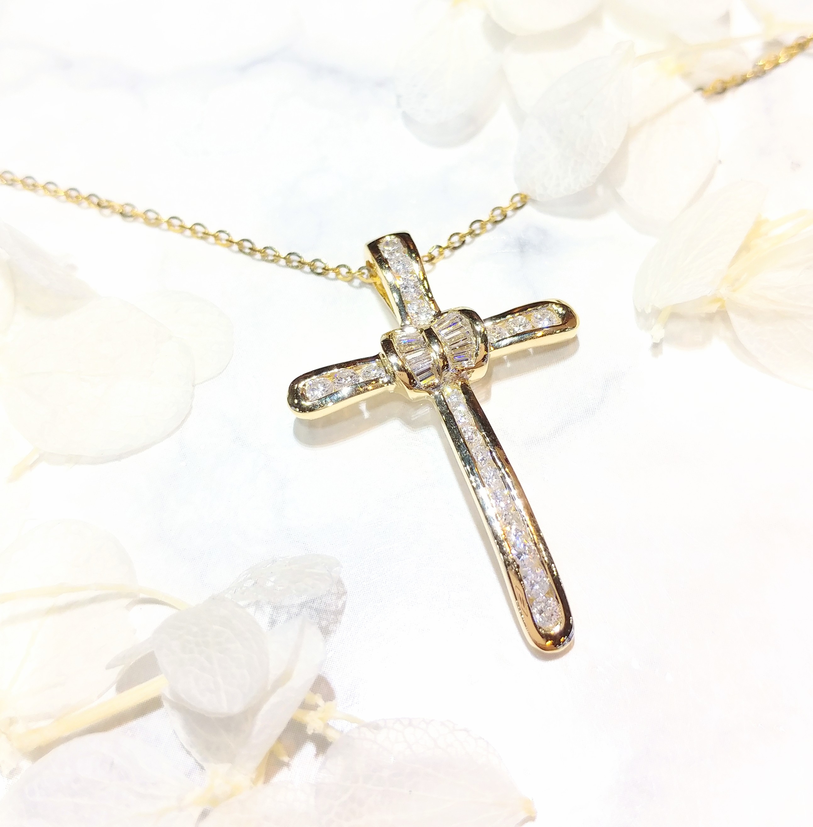 18K Gold 0.70ct Diamond Pendant