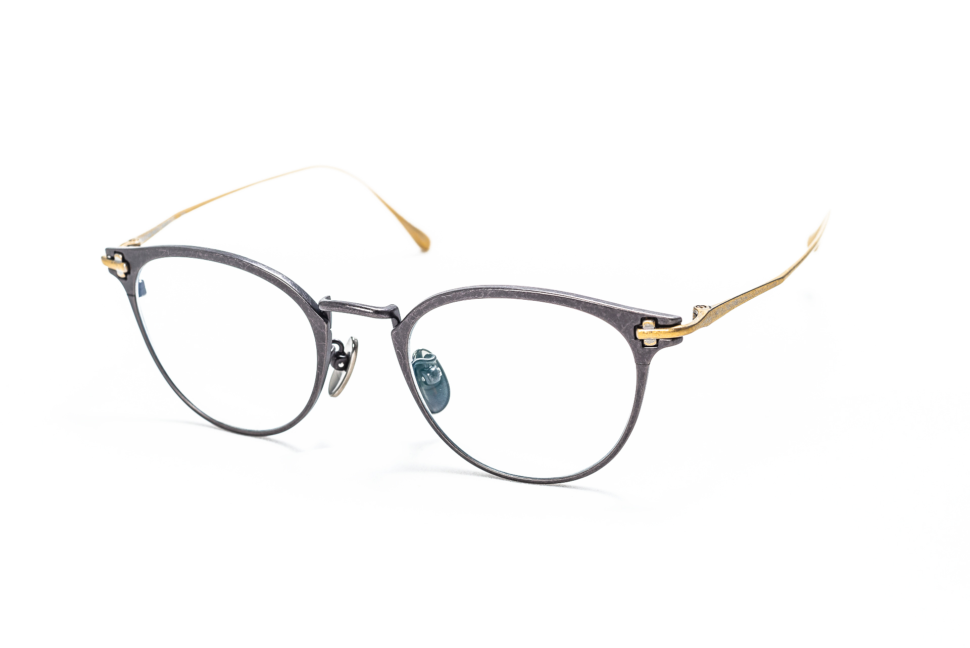 TAYLOR WITH RESPECT - Plural - The New Black Optical Version