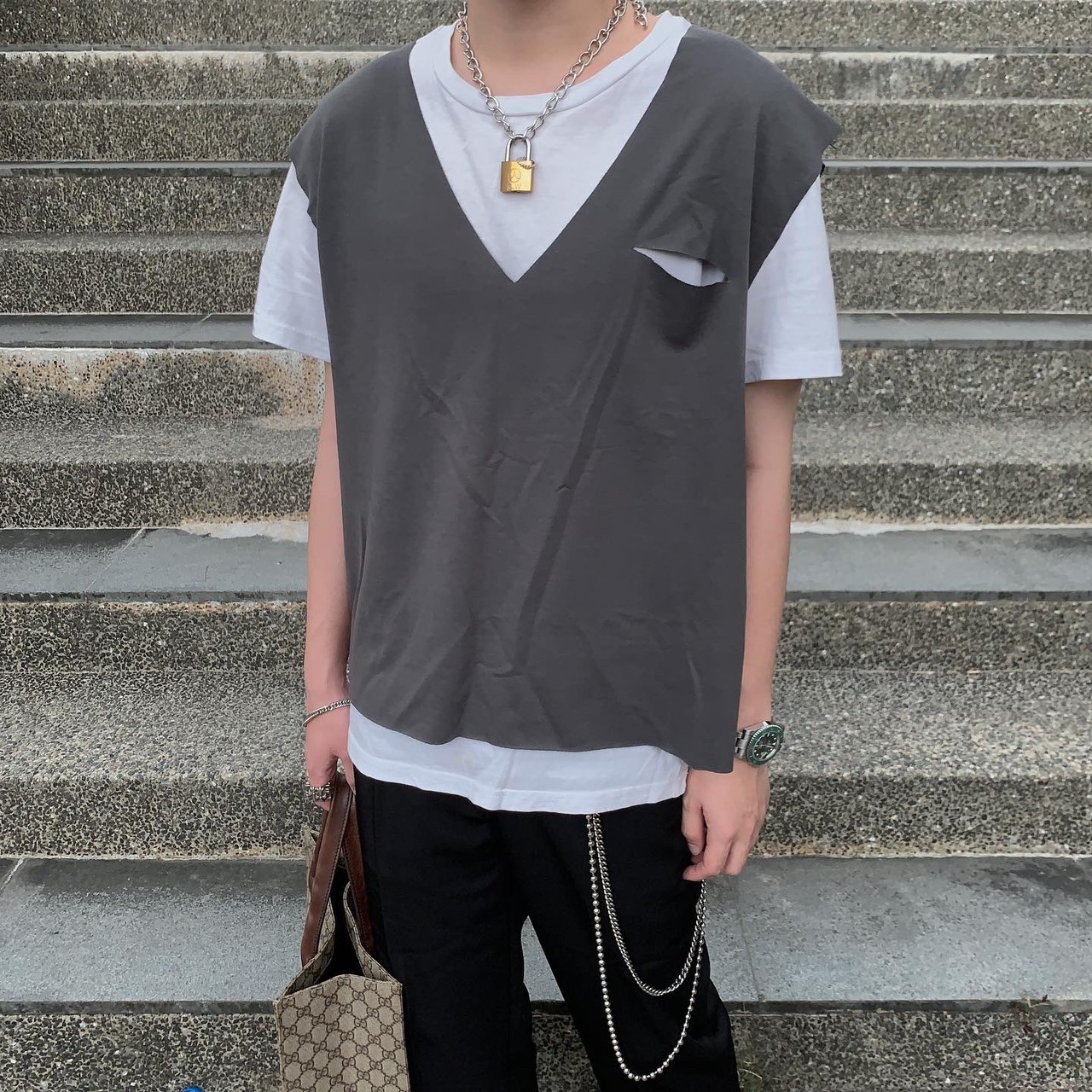 韓國不收邊薄款刀割破壞背心