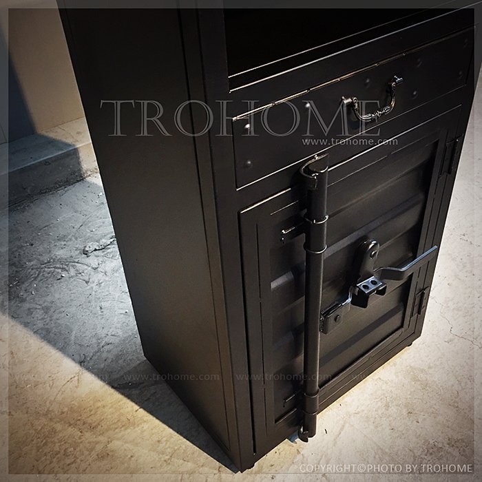 可訂製 拉桿門片鐵櫃