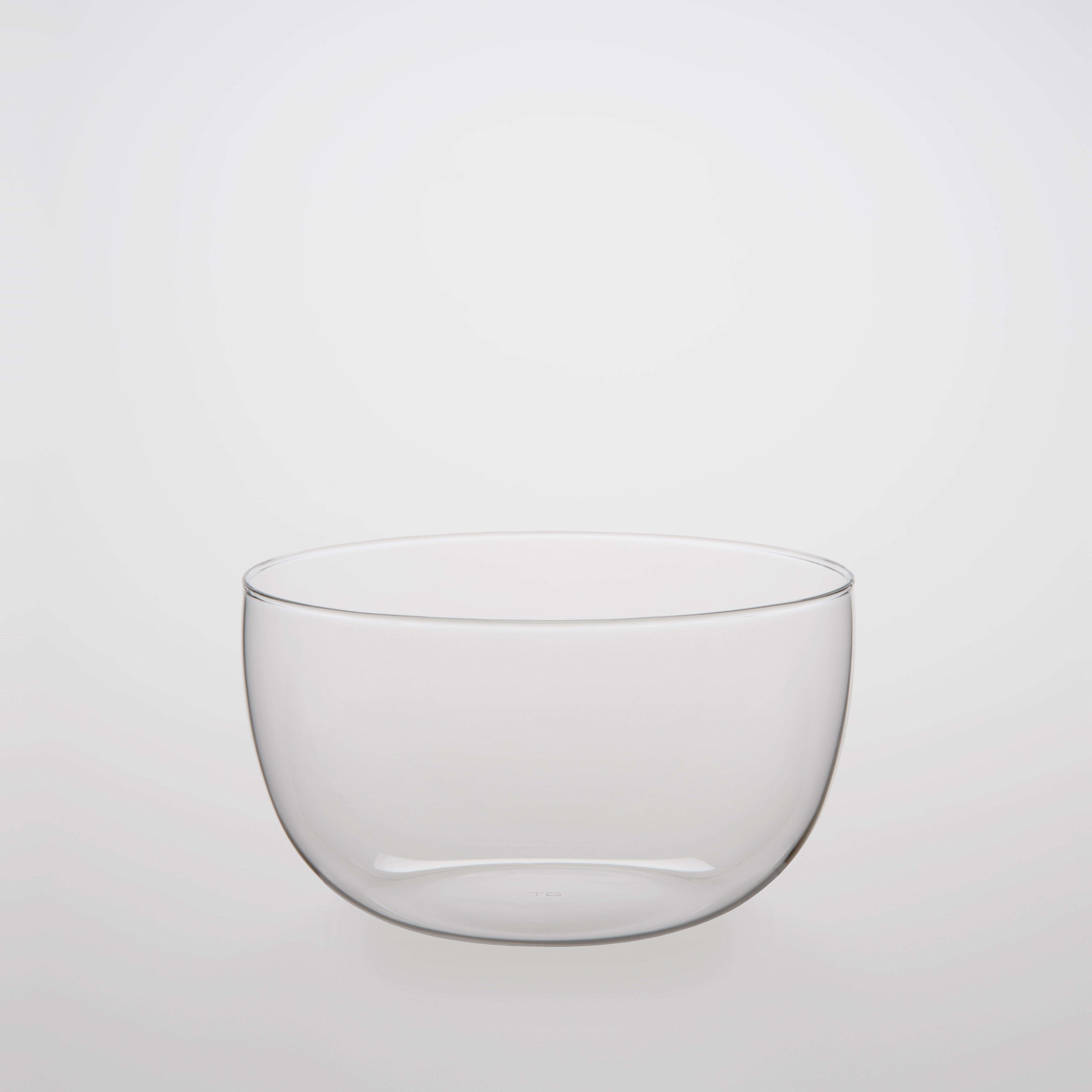 Heat-resistant Salad amp; Fruit Bowl 1100ml