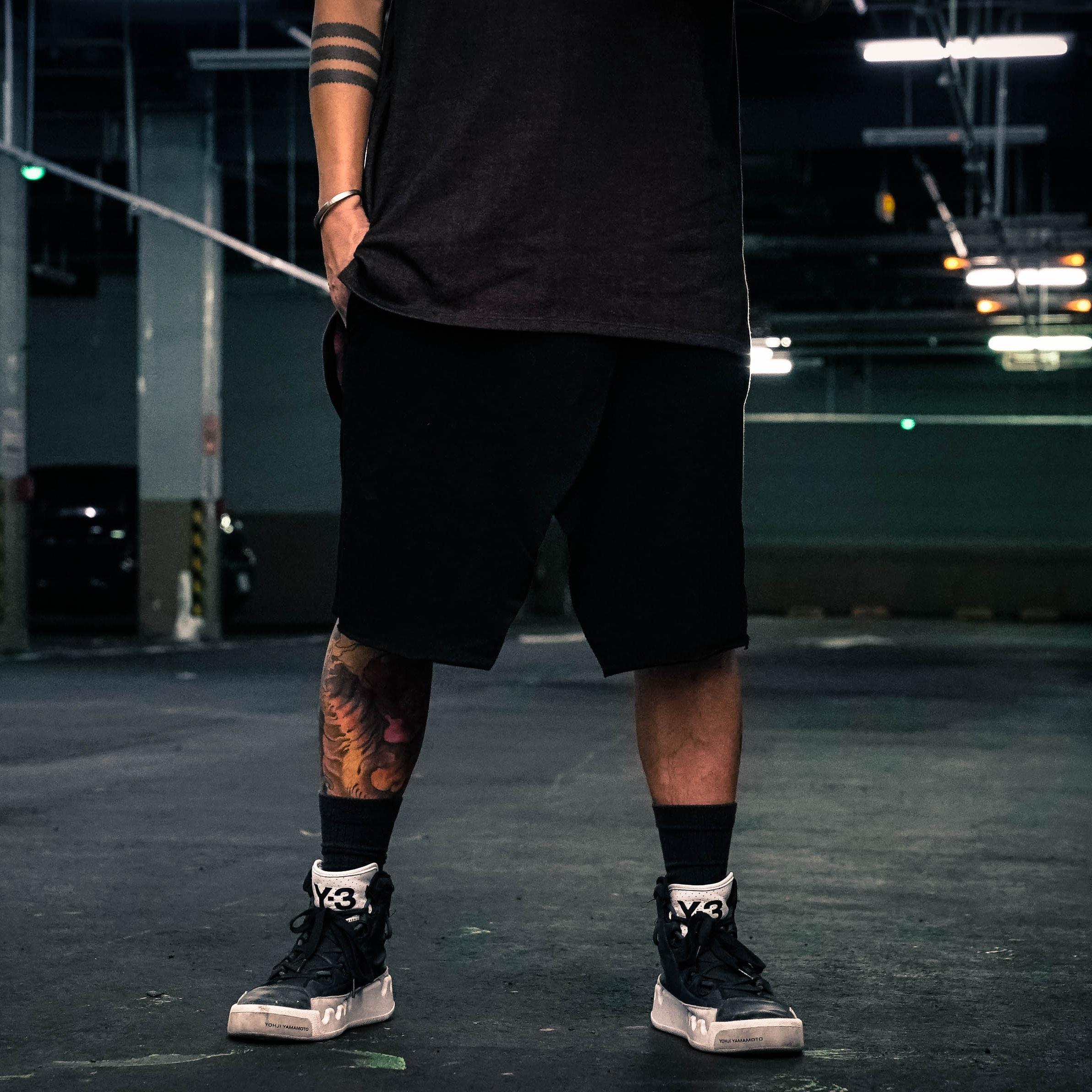 【 LAB.003 原創設計 SCRUFFY SHORTS 暗黑 不修邊棉短褲 】