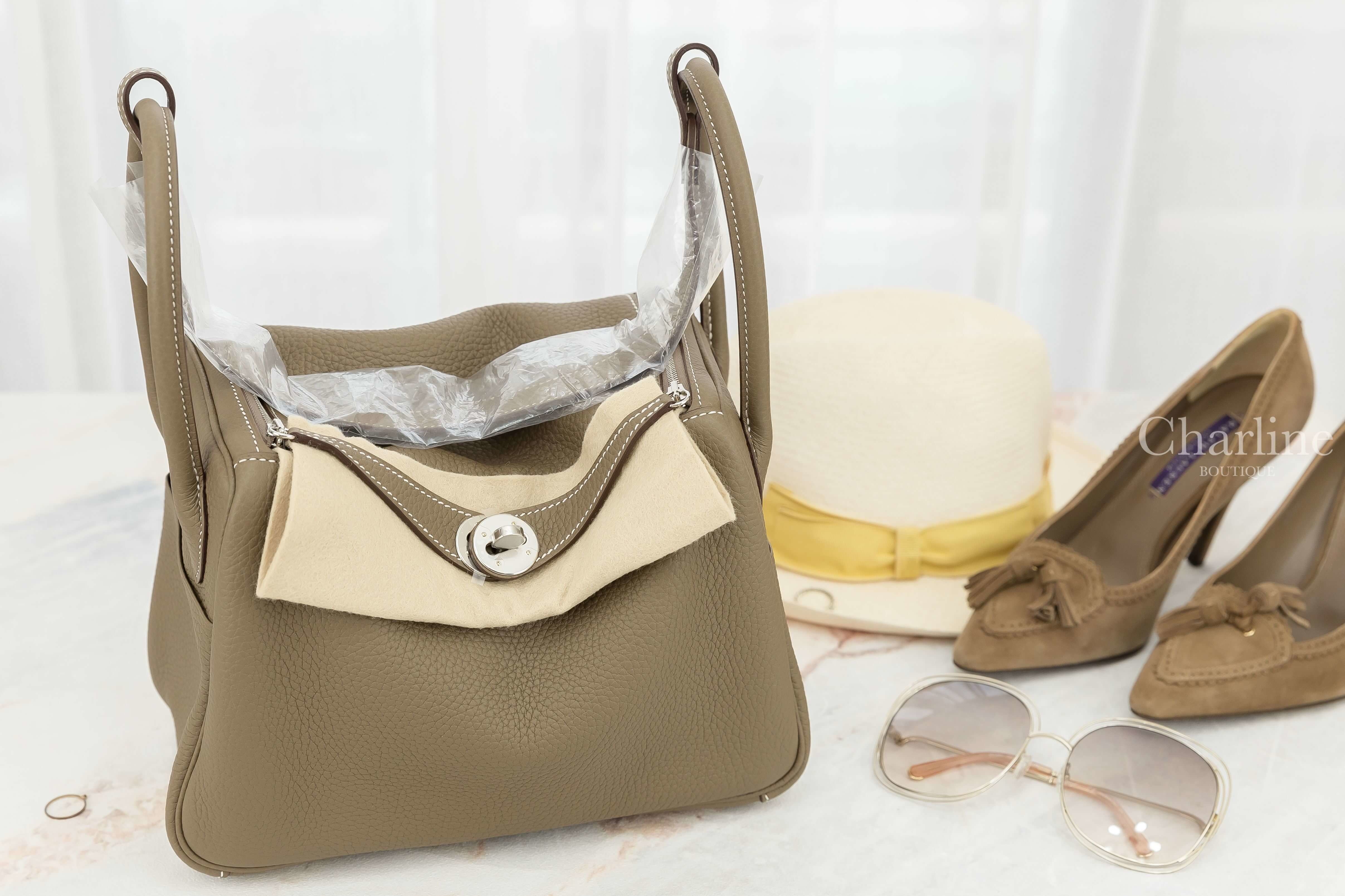 Hermès Lindy 26cm 18 Etoupe Taurillon Clemence 大象灰銀釦