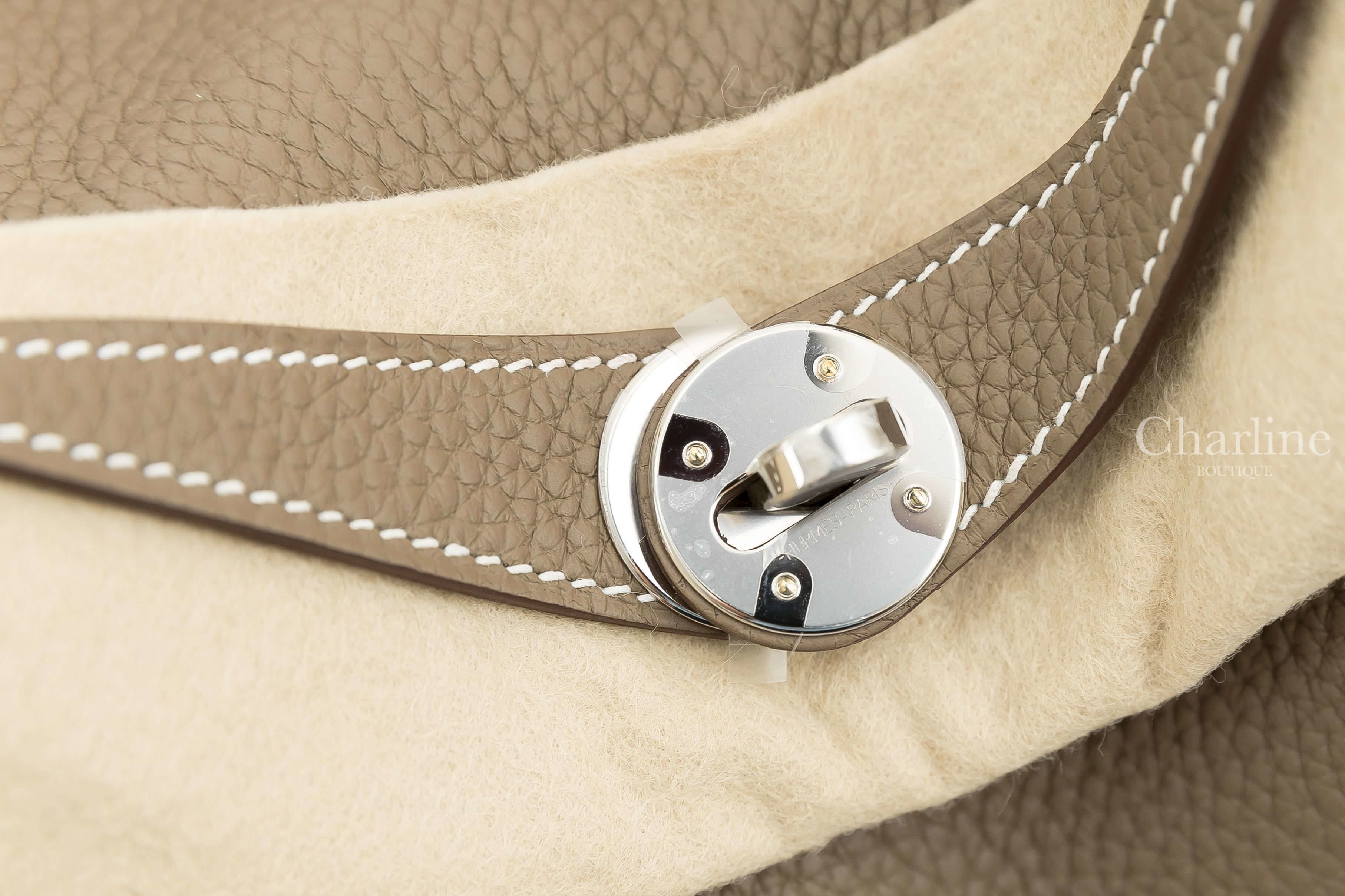 Hermès Lindy 26cm 18 Etoupe Taurillon Clemence 大象灰銀釦