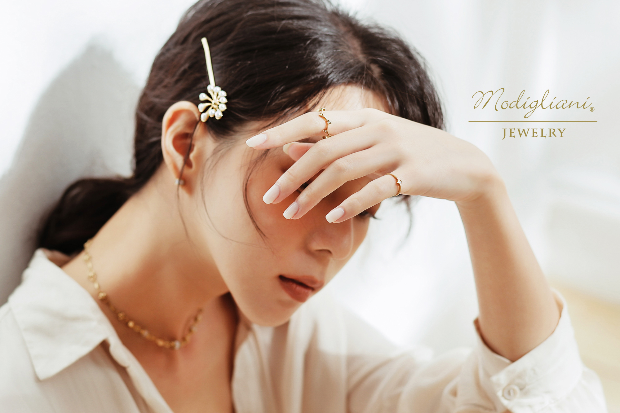 五連鑽兩戴尾戒