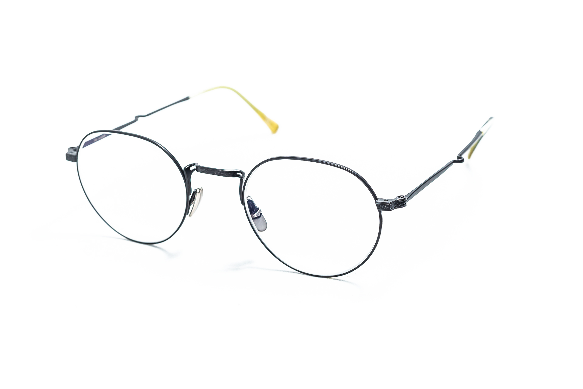 HACHI C-MATTE BLACK