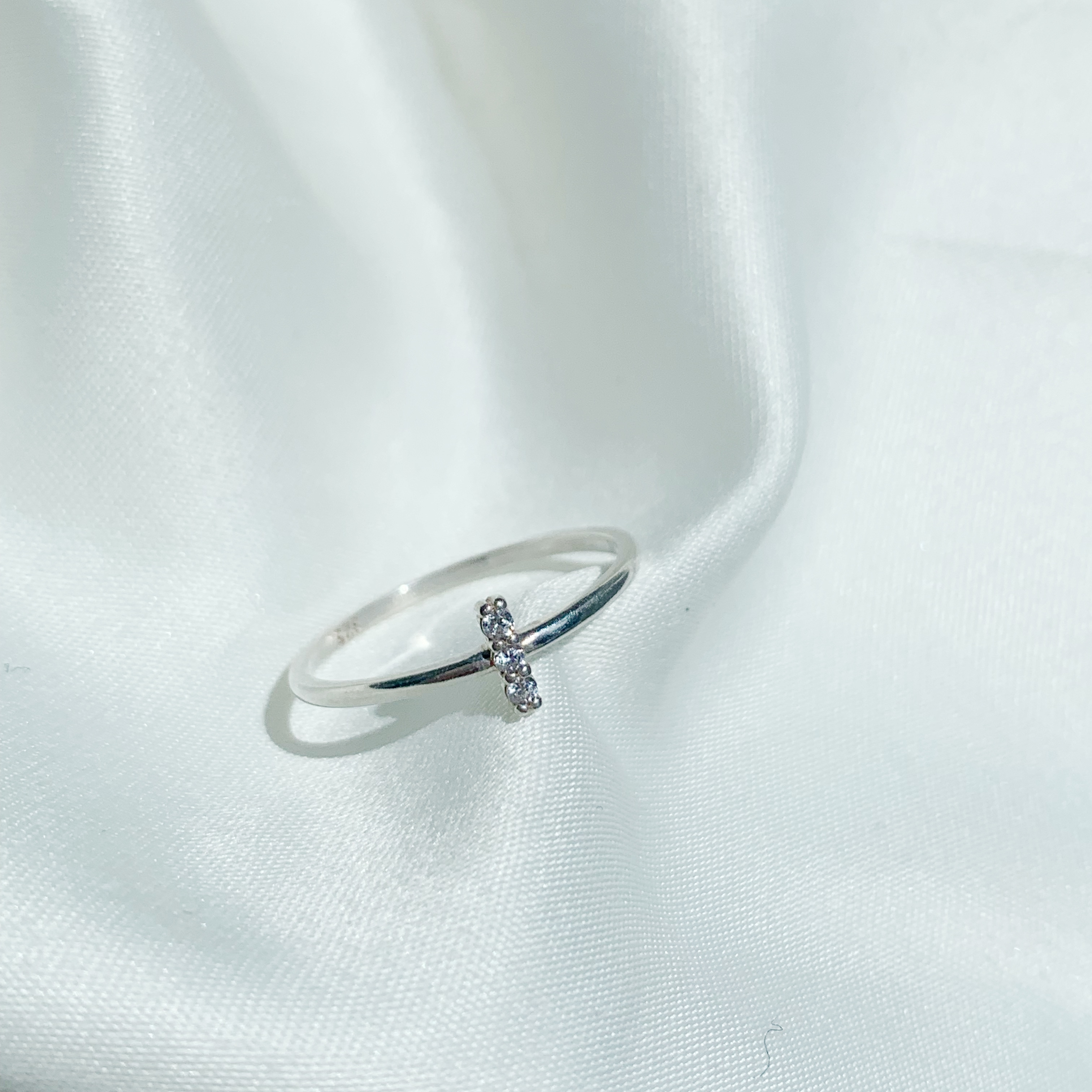 直排三顆鋯石戒指-銀