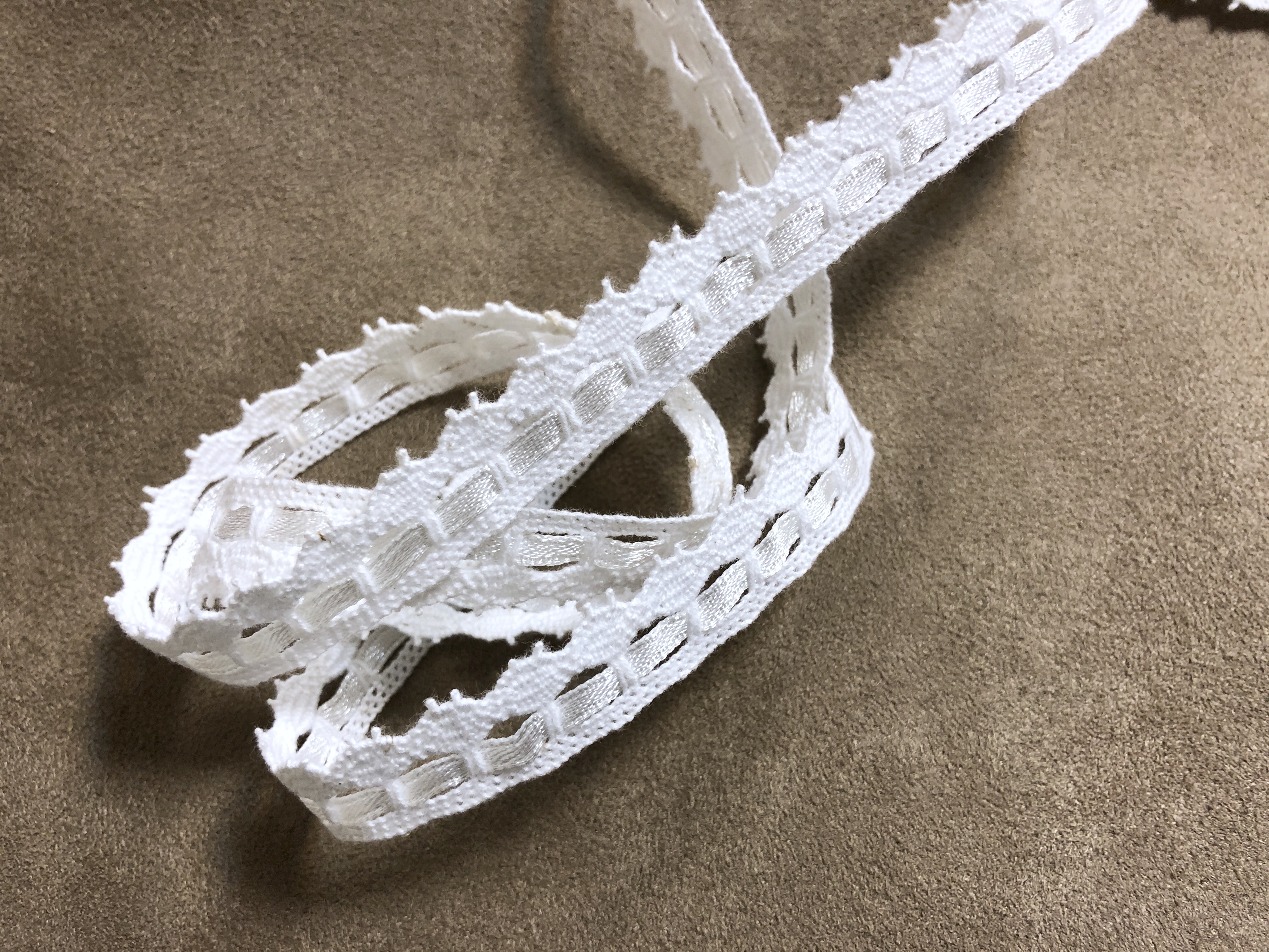 純棉蕾絲帶/橄欖山形中穿緞面