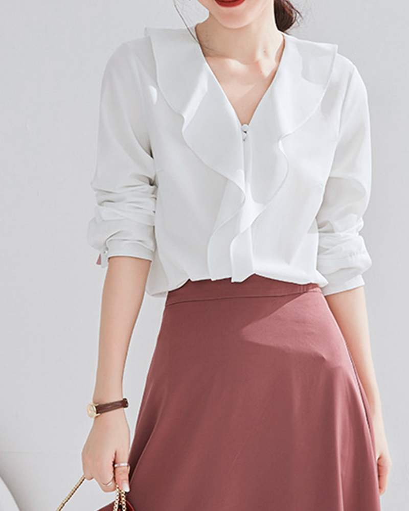 白M【零碼出清不退換】荷葉V領雙色袖雪紡上衣