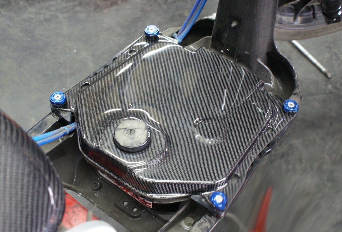 Carbon Fiber Fuel Tank Cover for Honda Ruckus / Zoomer
