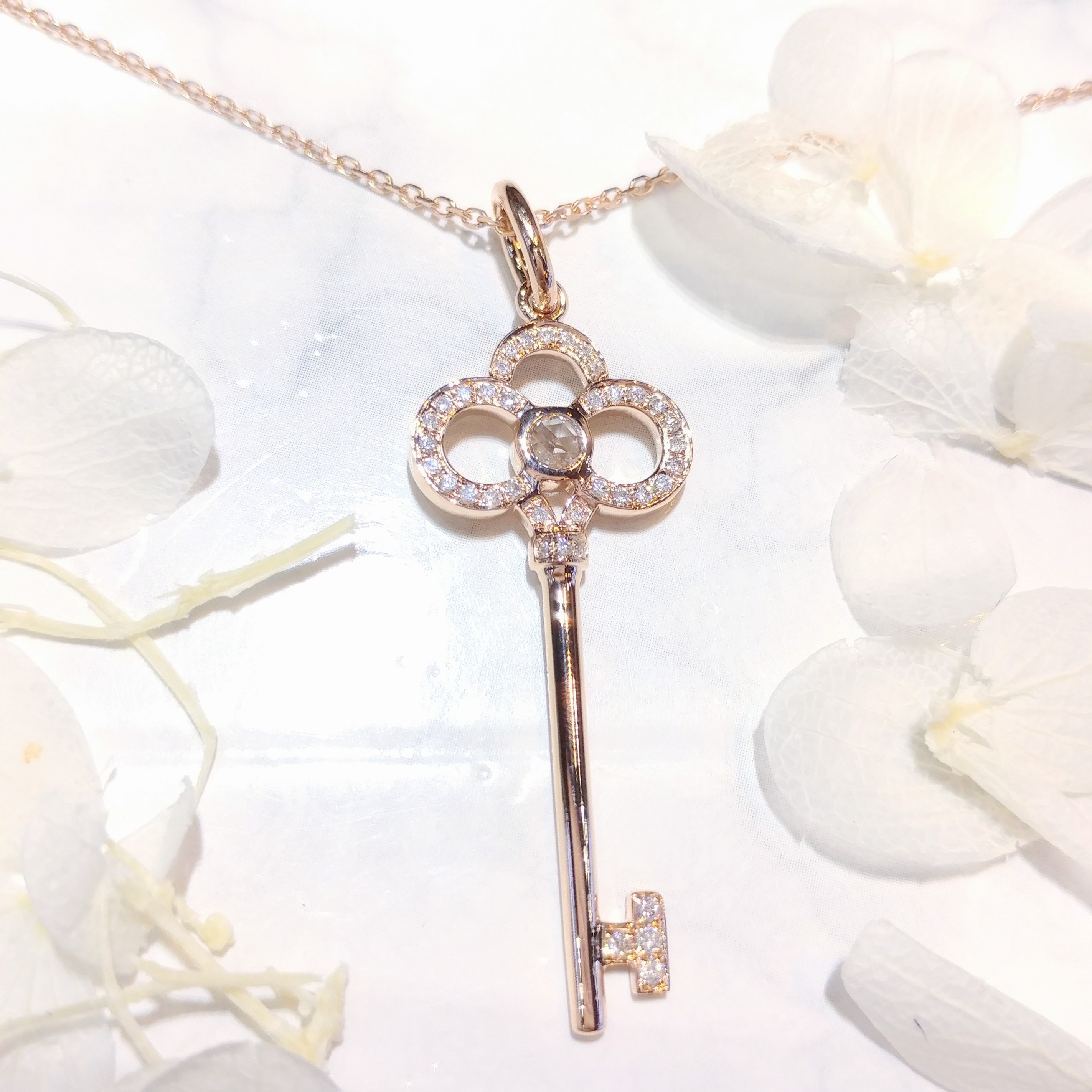 全新18K玫瑰金17份鑽石吊墜