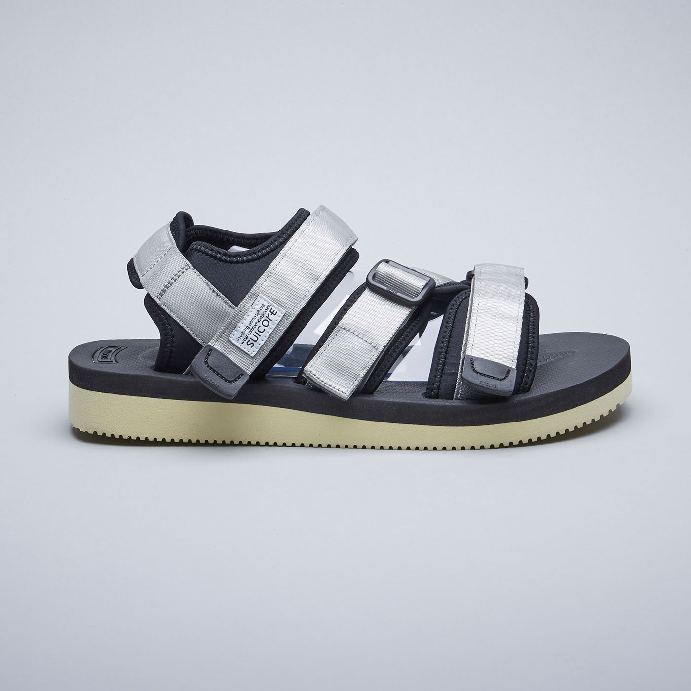 [出清商品售出無退換] SUICOKE KISEE-V OG-044V 銀色 灰色 斜帶 涼鞋 耐磨 魔鬼氈 VIBRAM 黃金大底【SK20044VGY】