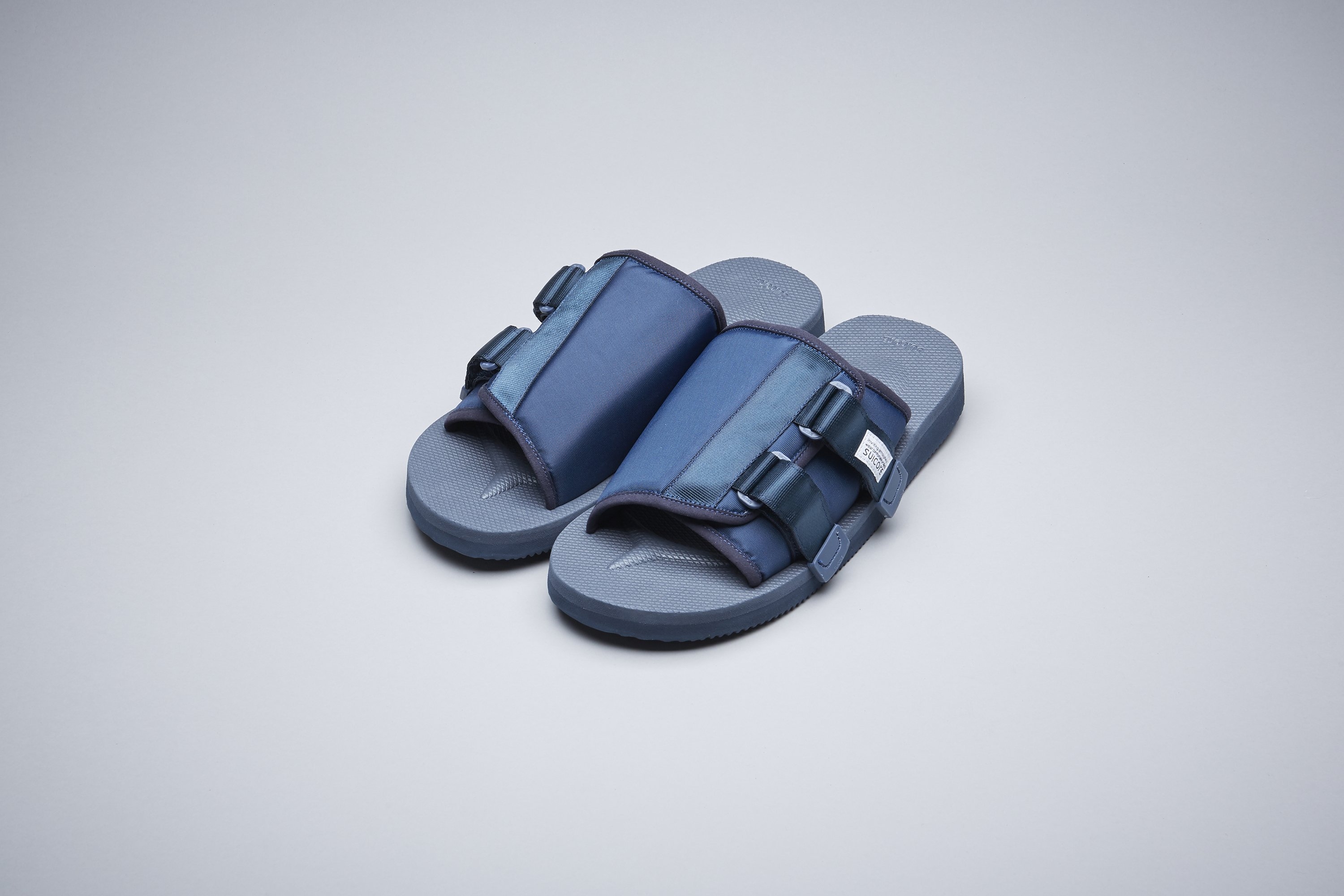 [出清商品售出無退換] SUICOKE KAW-CAB OG-081CAB 深藍 側扣 麂皮 拖鞋 魔鬼氈 【SK20081CABNY】