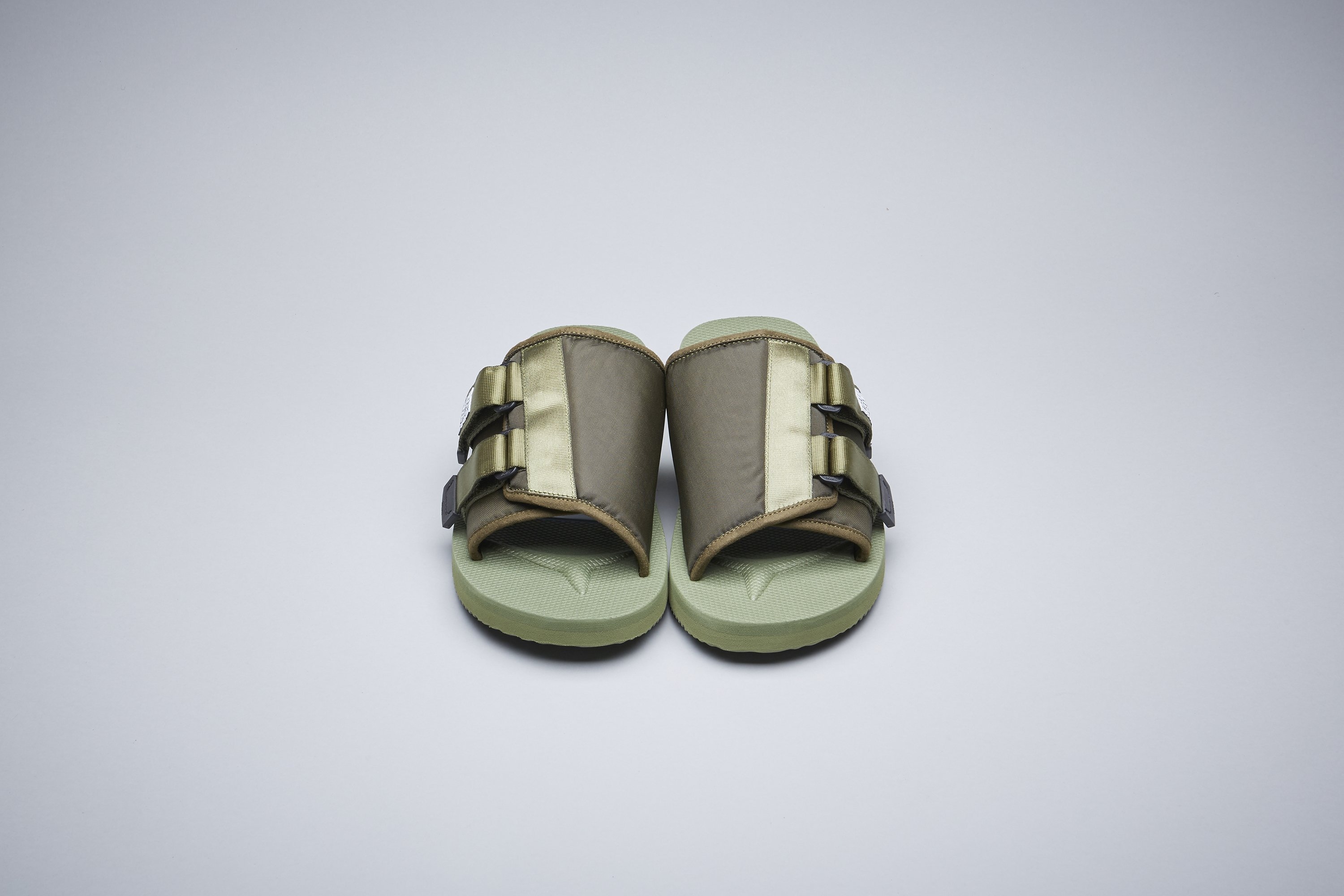 [出清商品售出無退換]  SUICOKE KAW-CAB OG-081CAB 軍綠 側扣 麂皮 拖鞋  魔鬼氈 【SK20081CABOL】