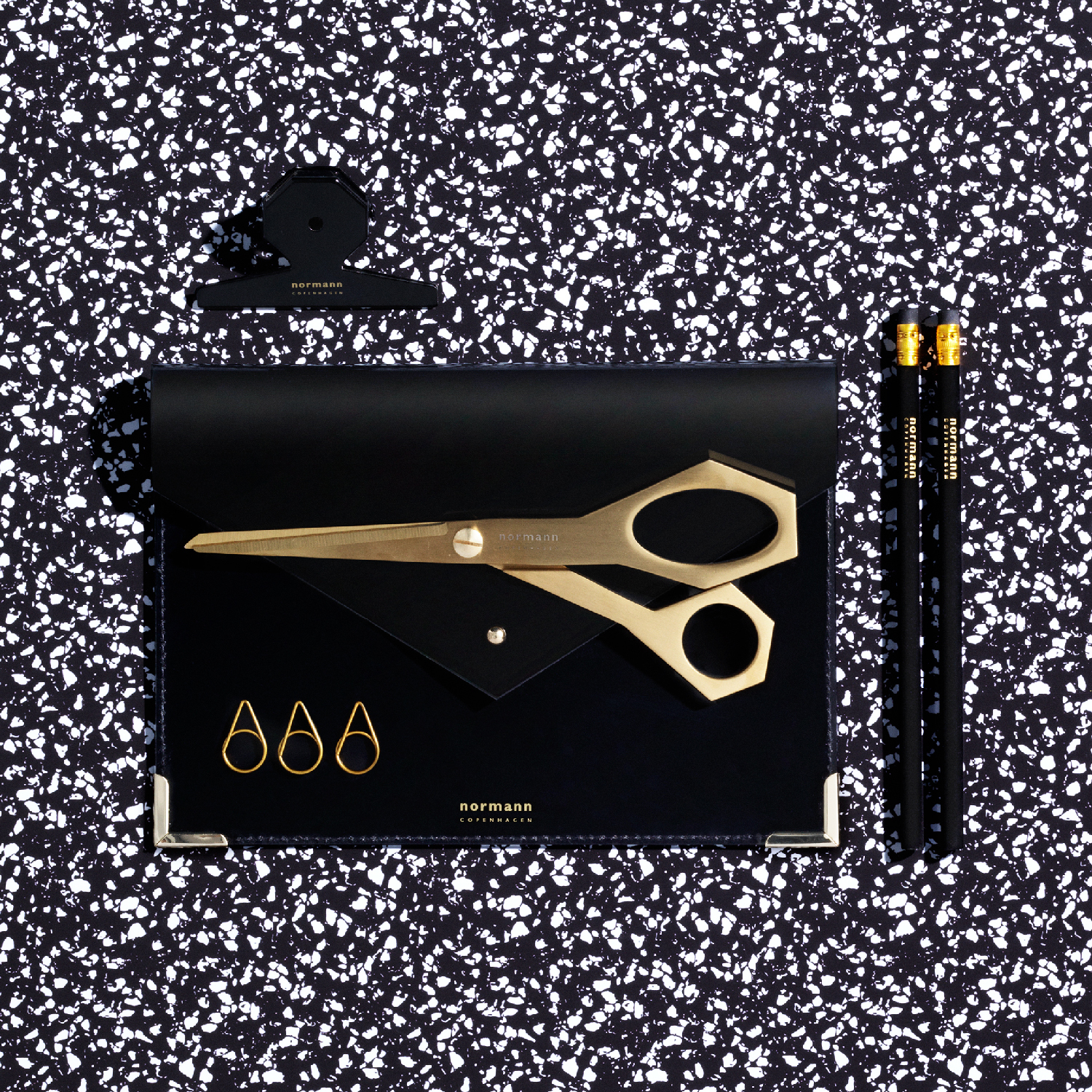 Daily Fiction 金角 / 收納袋 - 小 by normann Copenhagen