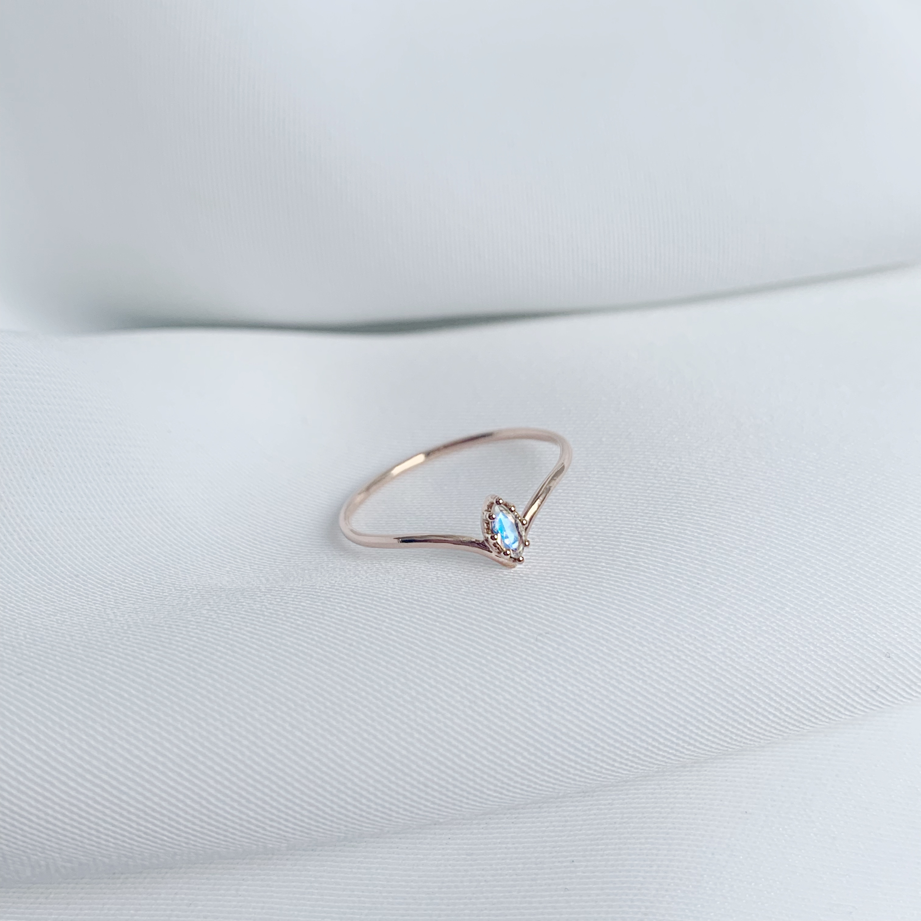 14k玫瑰金 爪爪眼形頂級月光海鷗戒指