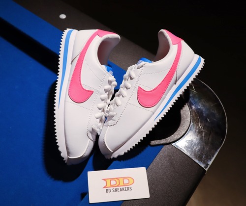 all pink cortez
