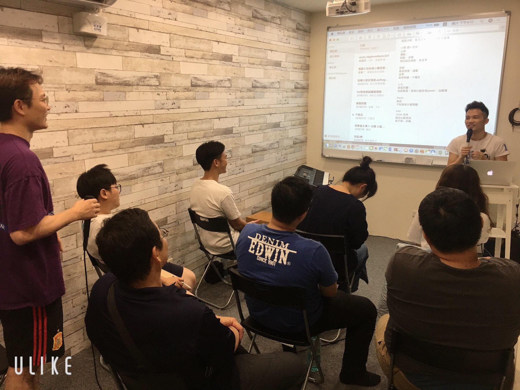 SV科學歌唱創辦人謝富安老師於陸比音樂舉辦歌唱講座-上課剪影