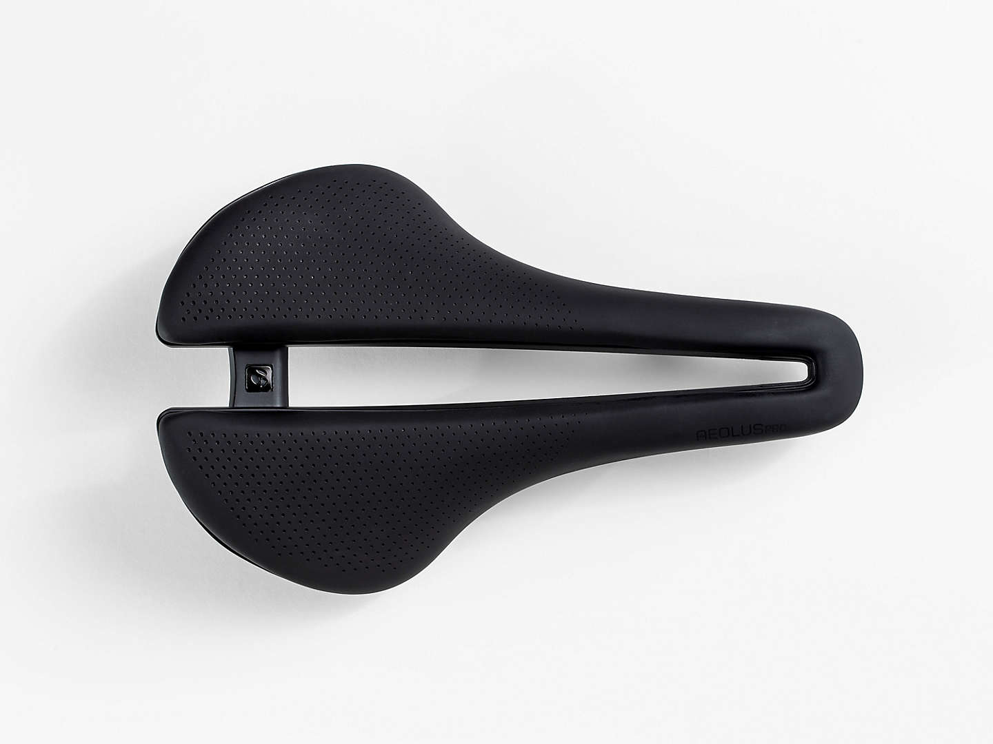 aeolus pro saddle review