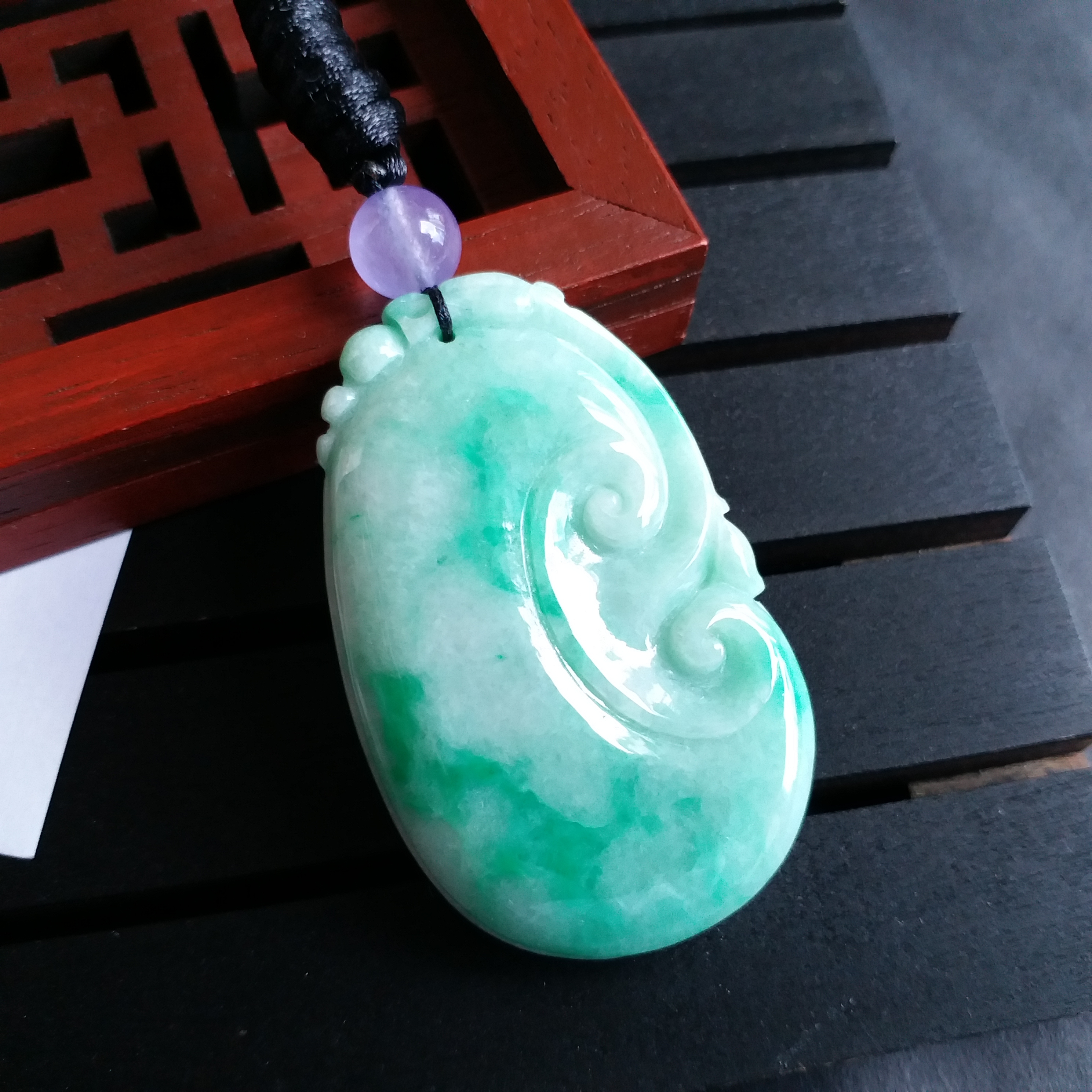 J1539 冰陽綠大如意吊墜