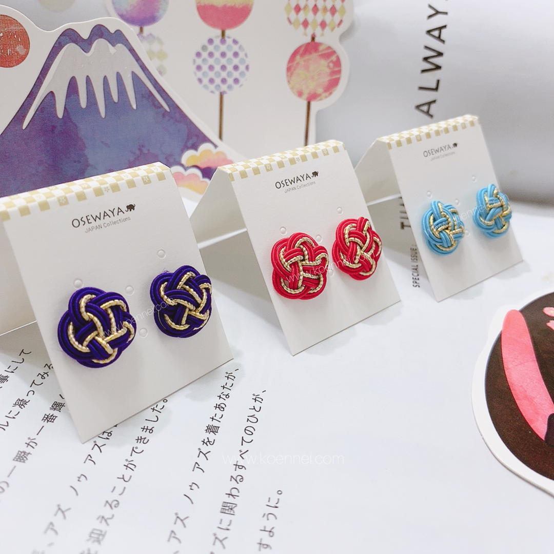 [日本制] 梅花繩結耳環