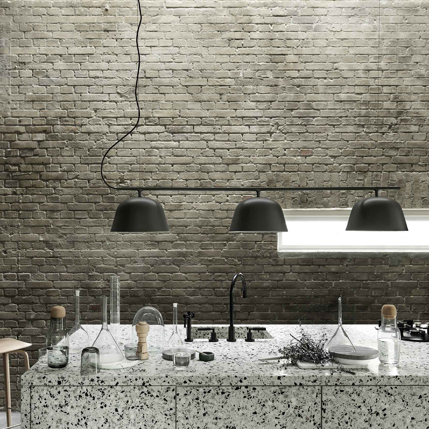 境界 / 三連吊燈 by Muuto