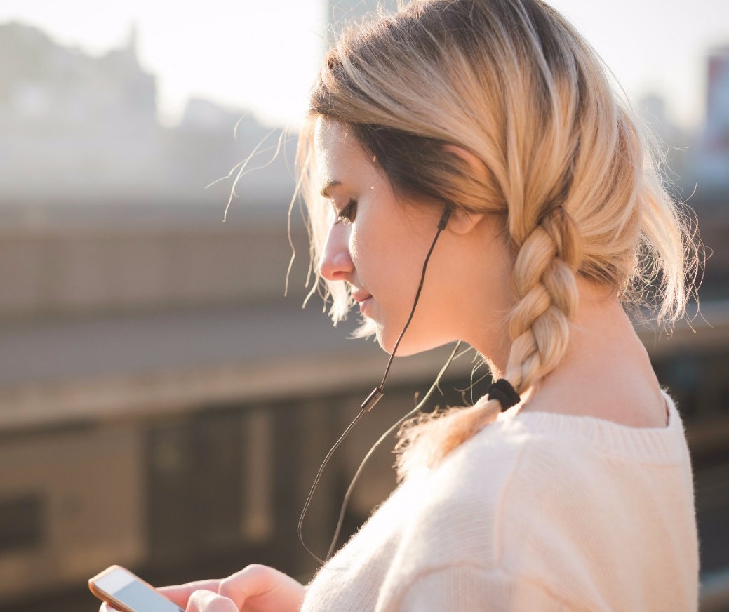 晶荷花精研究院系列文章21在凡人身上看見不凡，是最牛的心靈練習社長Sunny蔡桑妮3