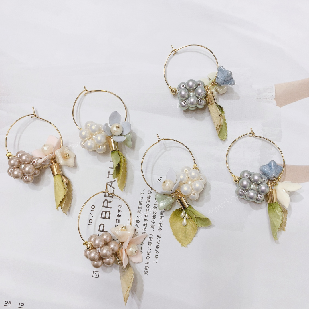 [日本制] 森之人造花圈形耳環(3色）