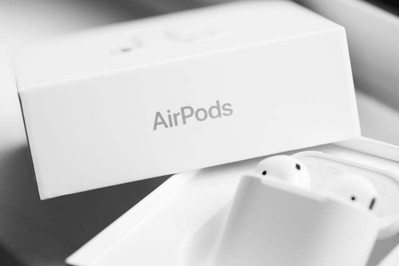 蘋果原廠 AirPods 一、二代全新拆賣 - 傳輸線