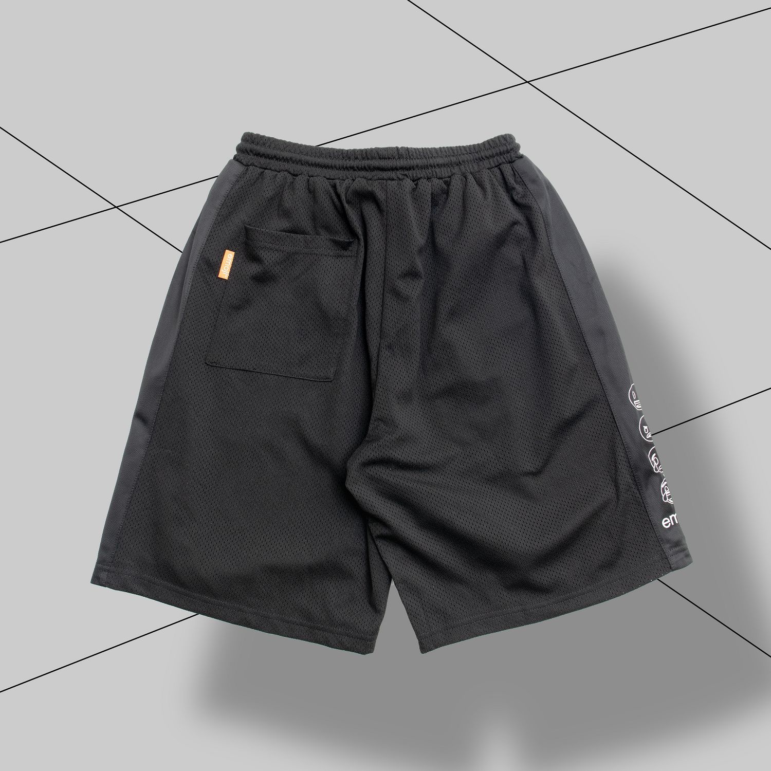 KID ® x emoji 網眼短褲