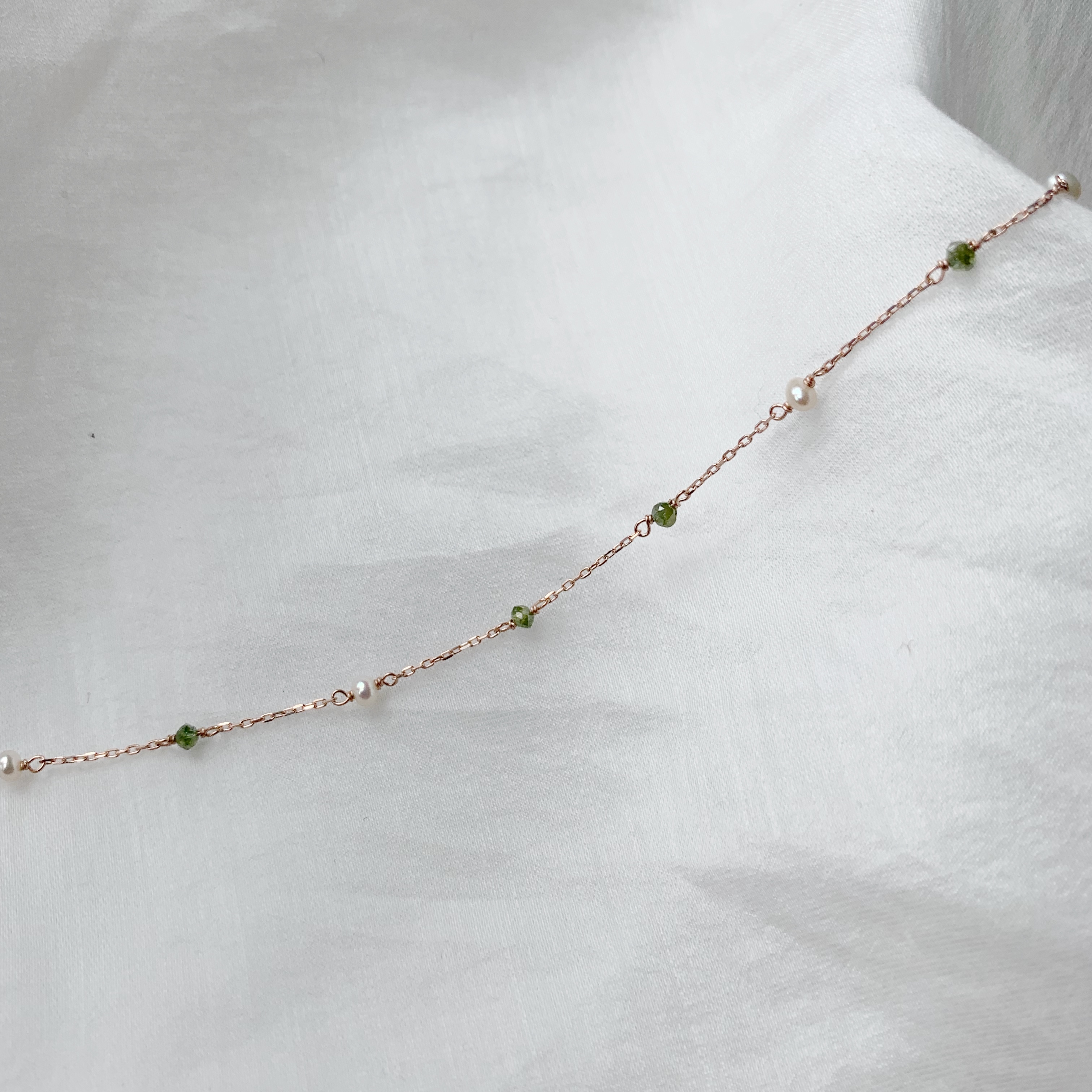 14k玫瑰金 綠鑽原礦相間珍珠手鍊