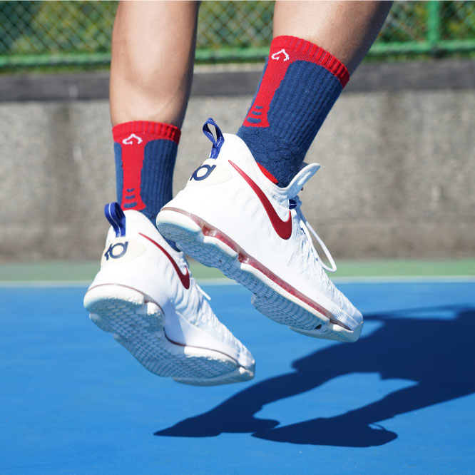 OH9黑狗運動襪競技籃球襪紅藍3