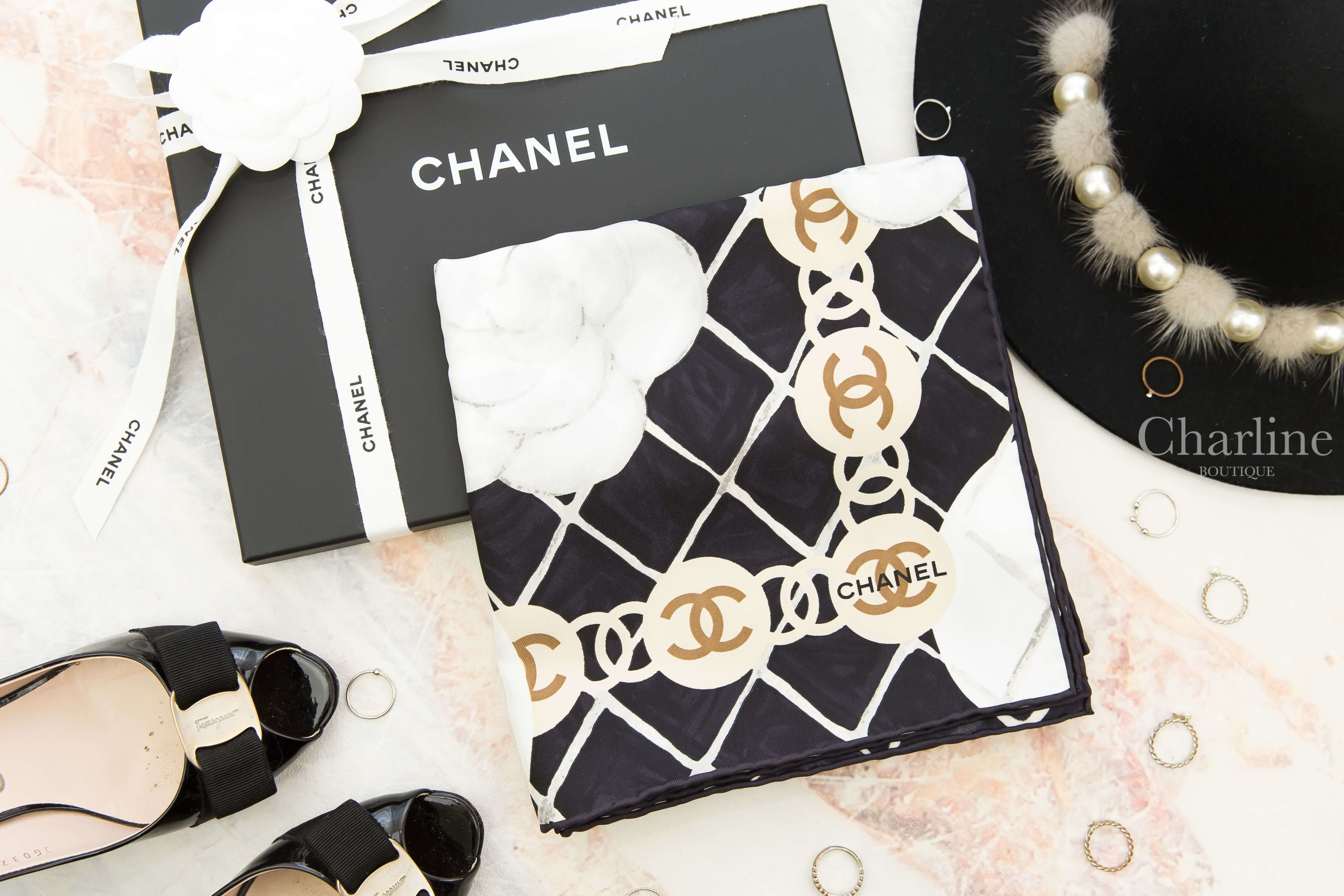 Chanel Square Scarf 黑底白色山茶花CC格紋真絲方巾-Charline Boutique 精品代購