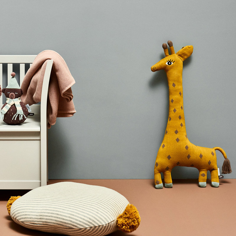 OYOY  造型抱枕 / 諾亞長頸鹿