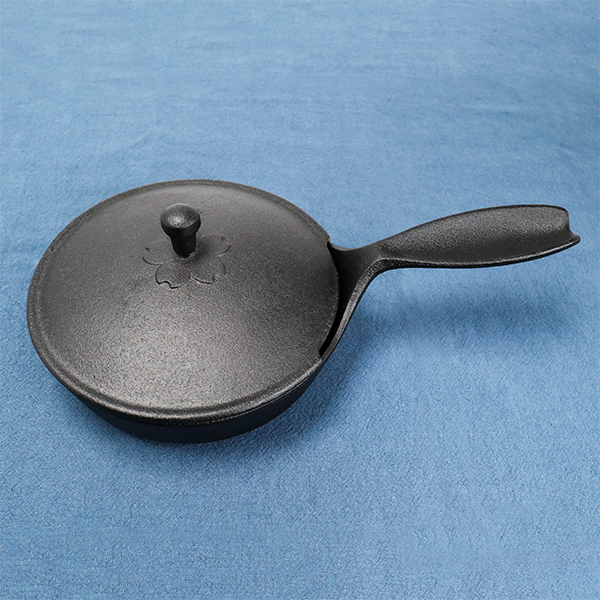 【寶星堂】鑄鐵平底鍋-14.5cm