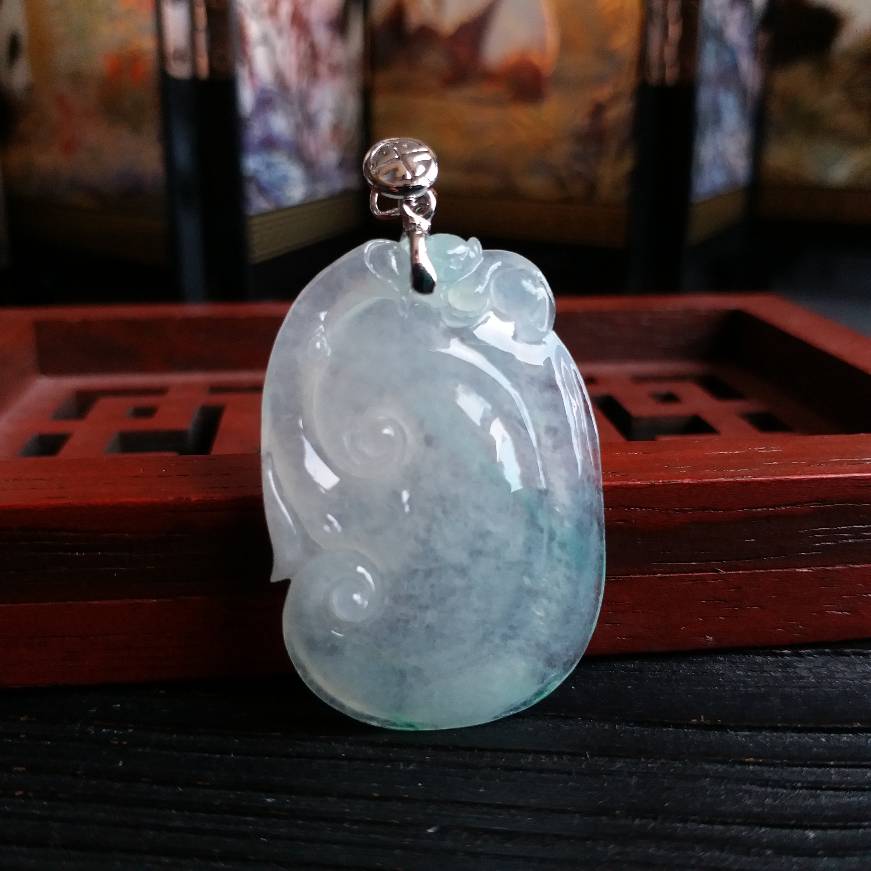 J1578 冰種飄綠如意+18K金扣吊墜