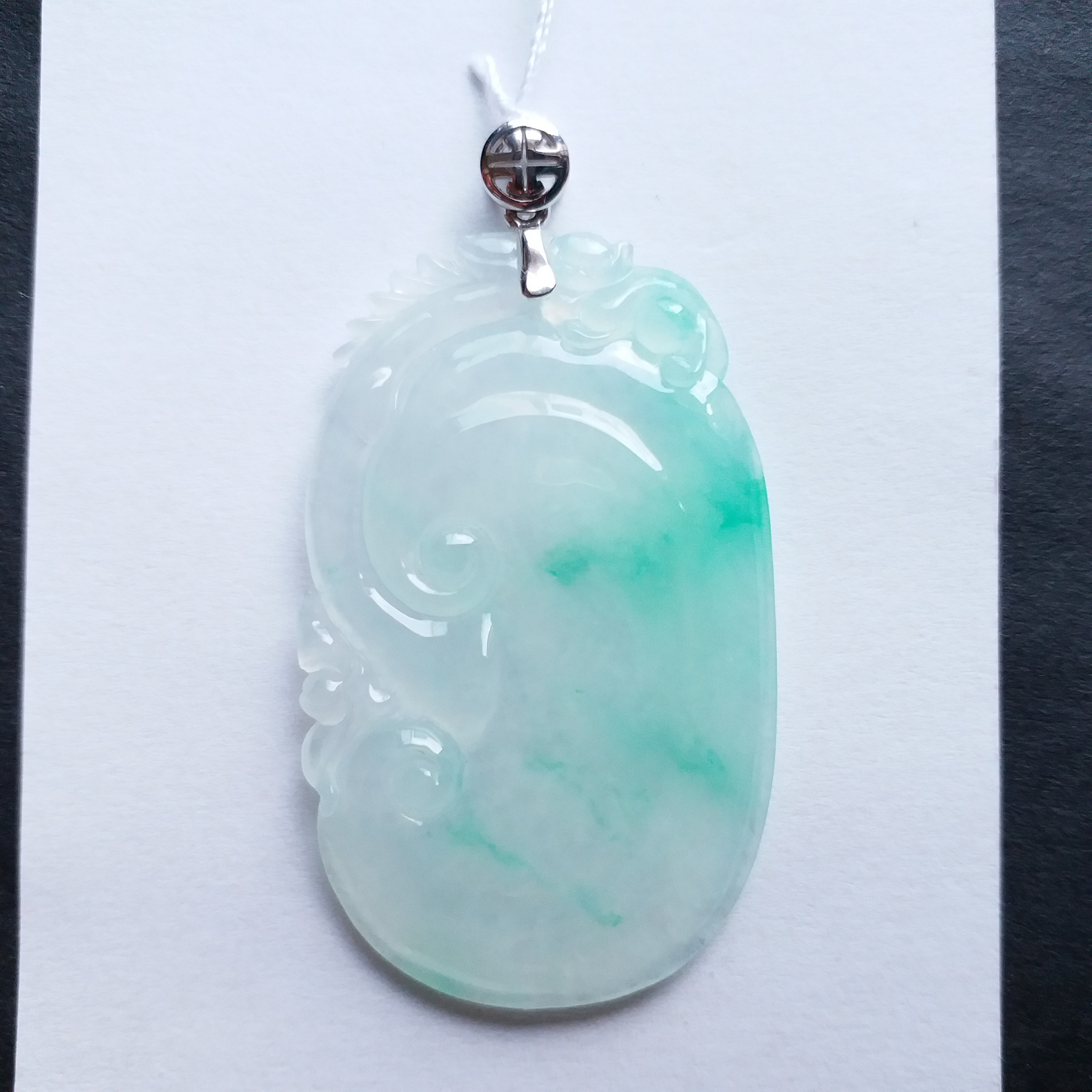 冰種飄陽綠如意+18K金扣吊墜, 天然翡翠A玉, 緬甸玉, Jade, Jadeite