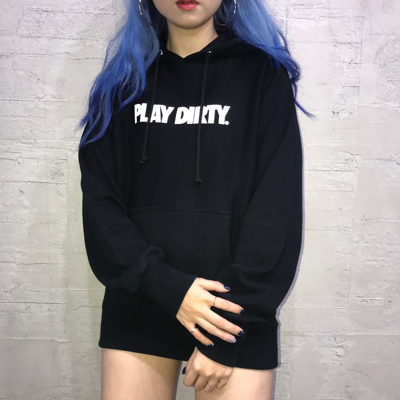 UNDEFEATED PLAY DIRTY 標語 連帽衛衣 帽Tee