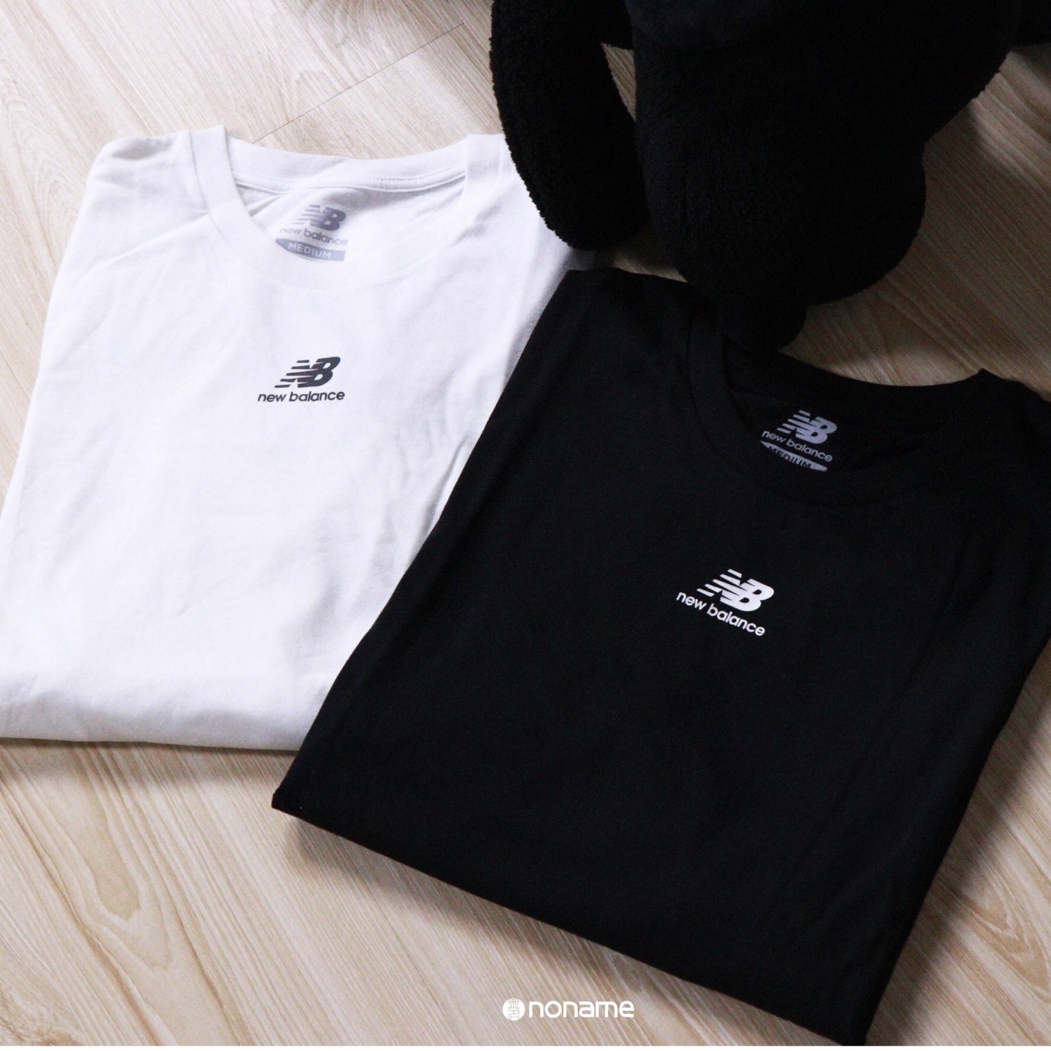 NEW BALANCE NB 經典小Logo 薄長袖 長Tee 黑/白