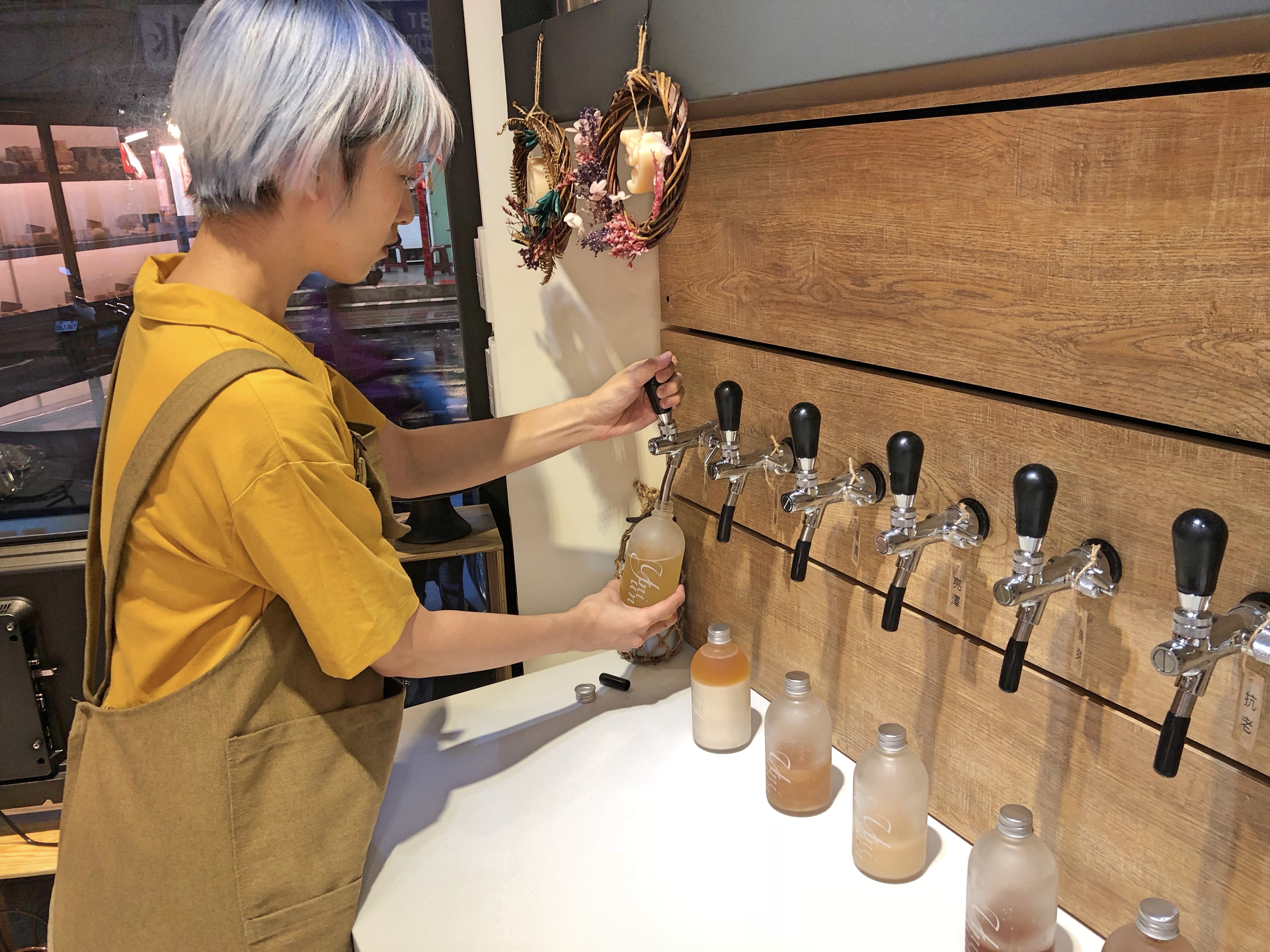 天然unijun沐浴洗髮潔淨清潔用洗的保養品