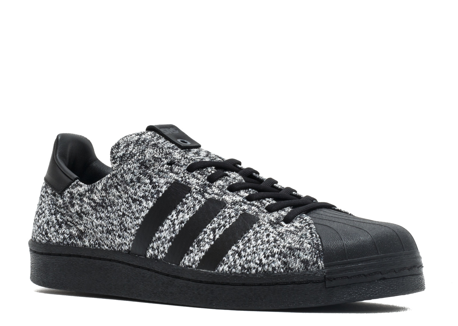 SNS x Social Status x Superstar Boost BY2912