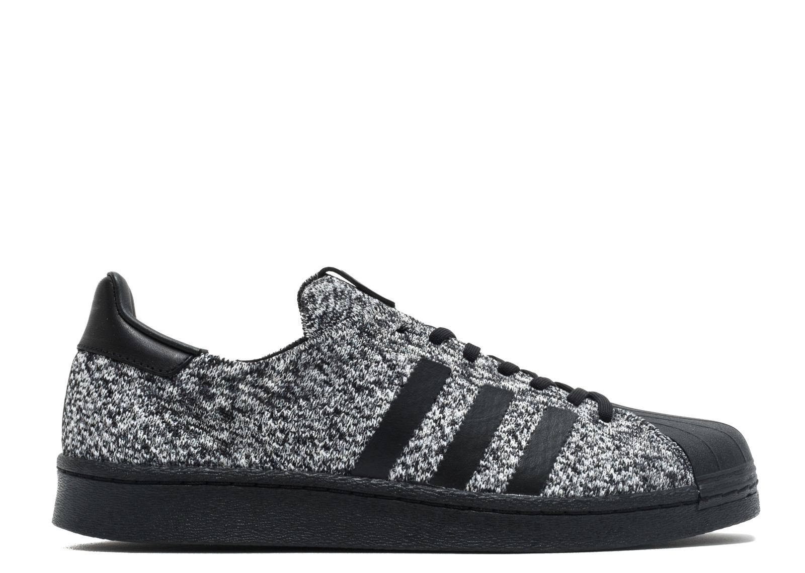 SNS x Social Status x Superstar Boost BY2912