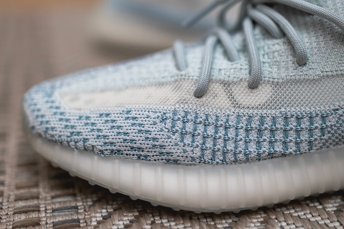 Yeezy 350 clearance v2 blue water