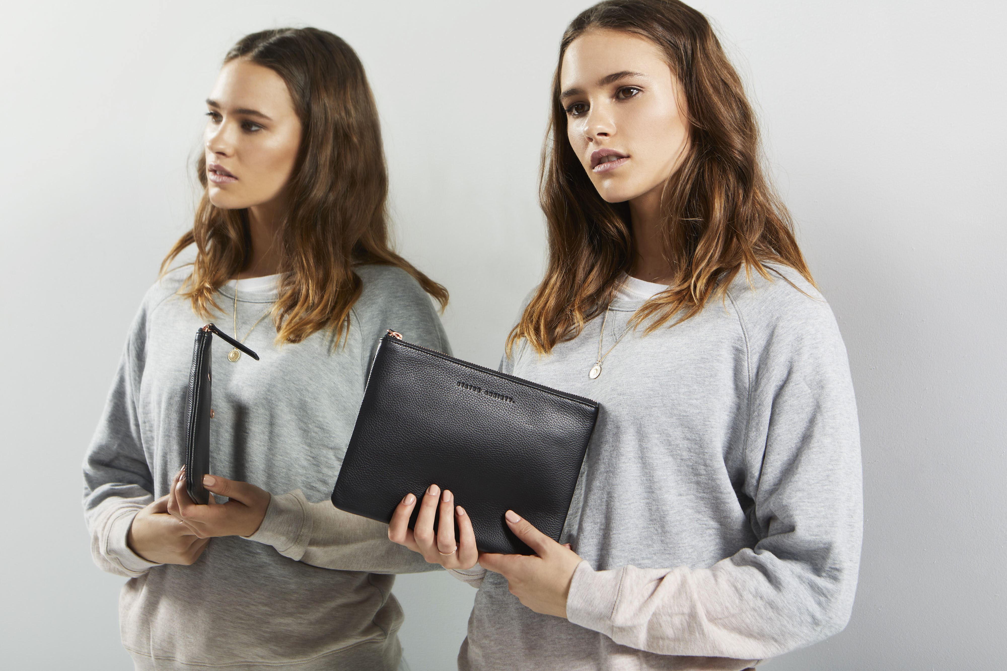 FAKE IT 平口夾 / 黒色