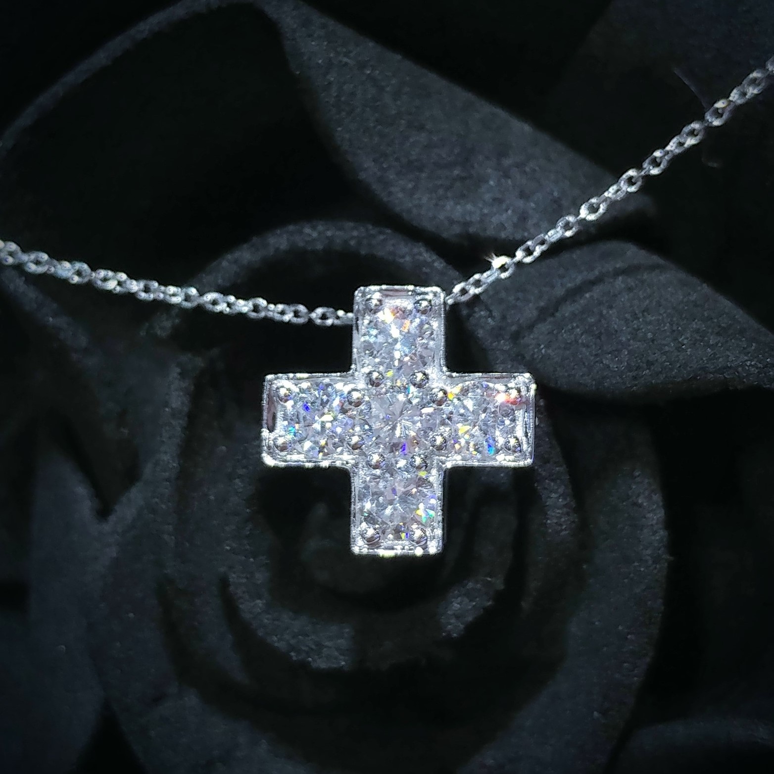 全新18K白金49份鑽石吊墜