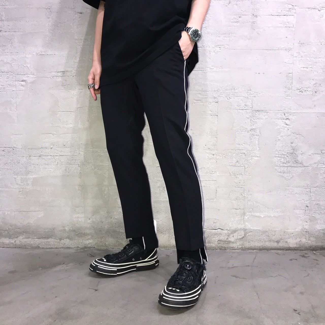 韓國 側白線不規則九分西裝褲